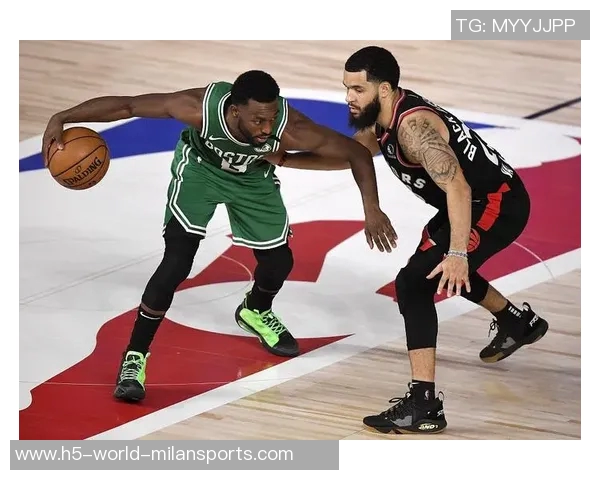 KD转发沃克左手压哨神球令人震惊这一创意真是绝妙之作